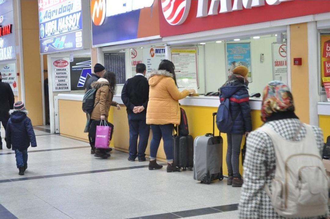 Otob&uuml;s İşletmecileri Sıkıntı İ&ccedil;inde