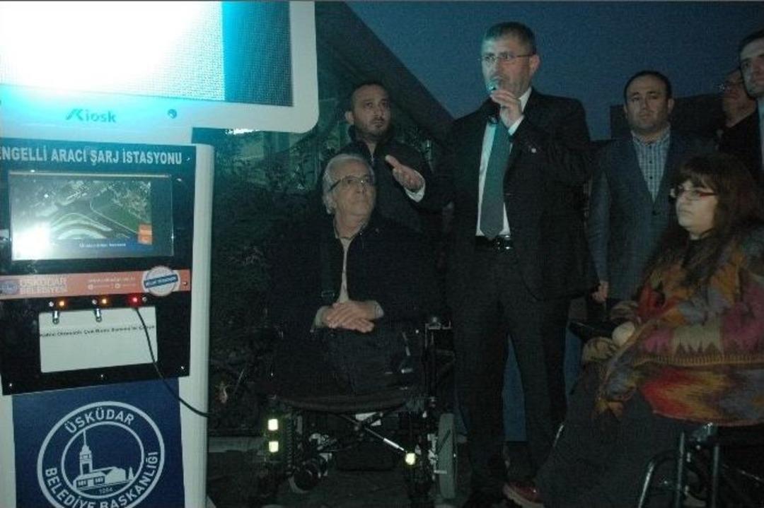 &Uuml;sk&uuml;dar Belediyesi Engelli Aracı Sarj İstasyonu Kurdu