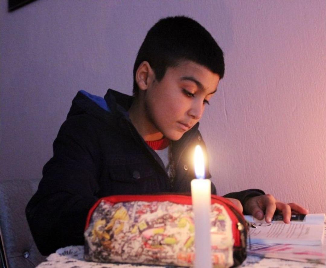 (&ouml;zel Haber) Manisa&rsquo;nın G&ouml;beğinde Elektriksiz Ve Susuz Yaşam