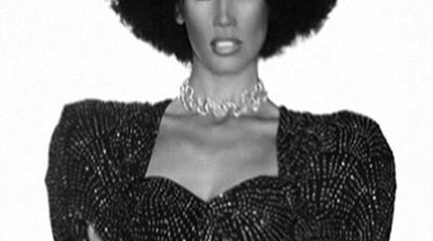 Kim Bu Siyahi S&uuml;per Model?