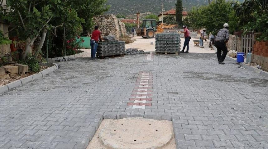 Şehitler Mahallesi&rsquo;nin Alt Ve &Uuml;st Yapısı Yenilendi