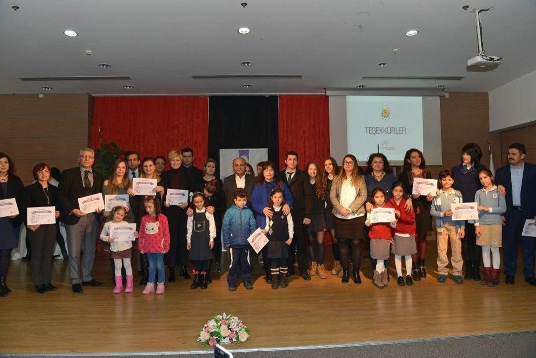 &Ccedil;evreci Resimlere &Ouml;d&uuml;lleri Verildi