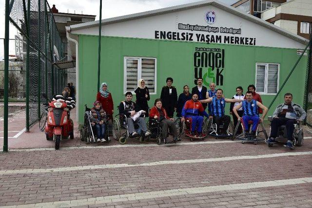 Engelsiz Yaşam Merkezi Faaliyete Başladı