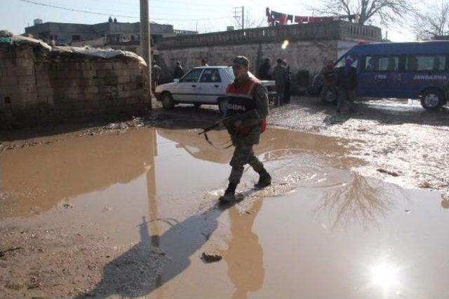 Şanlıurfa'da Komşuların Duvar Kavgası: 11 Yaralı