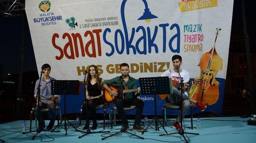 &ldquo;sanat Sokakta&rdquo; Etkinlikleri Başladı