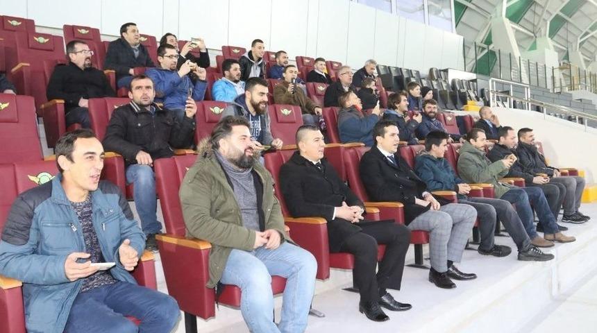 Akhisar&rsquo;ın Yeni Stadı İlgi Odağı Oldu
