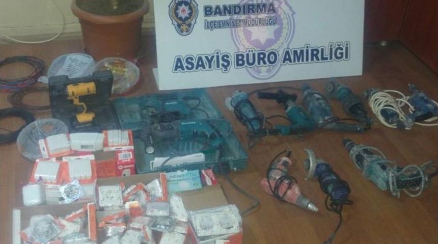 İnşaat&ccedil;ıların K&acirc;busu Yanmayan Fardan Yakayı Ele Verdi