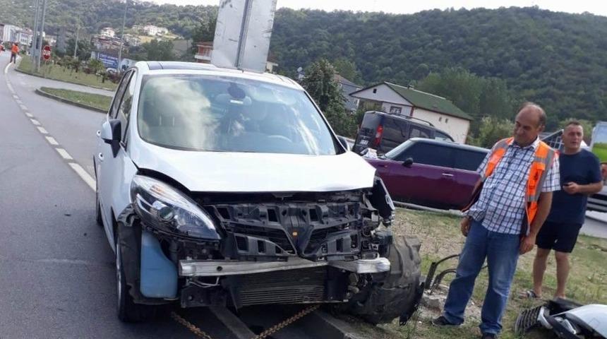 Aynı Kavşakta Yine Kaza: 3 Yaralı