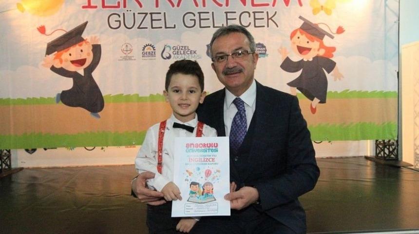 Karnelerini Başkan Amcalarından Aldılar