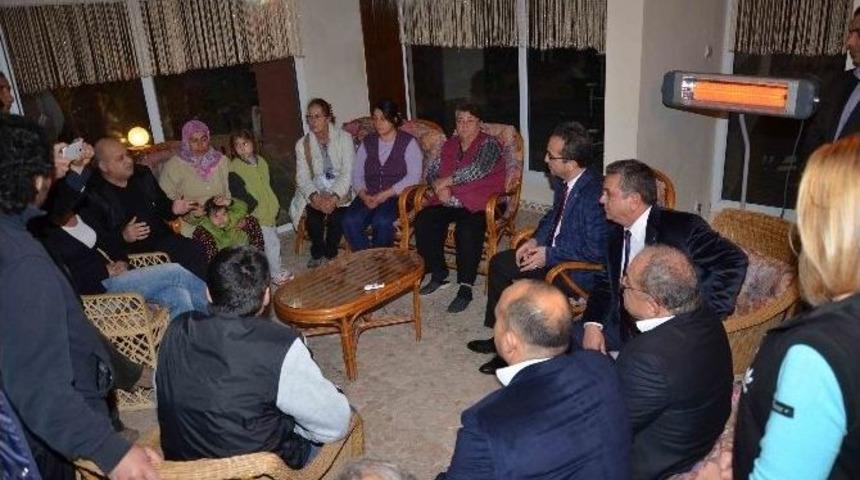 Tezcan Ve Kayalı&rsquo;dan Toprak Kayması Mağdurlarına Ziyaret