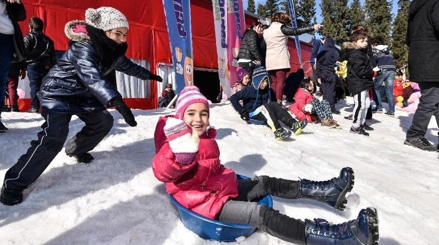 Teneff&uuml;s Park&rsquo;ta Karne Şenliği