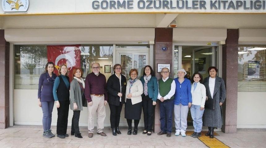 G&ouml;rmeyen G&ouml;zlere Işık Oluyorlar