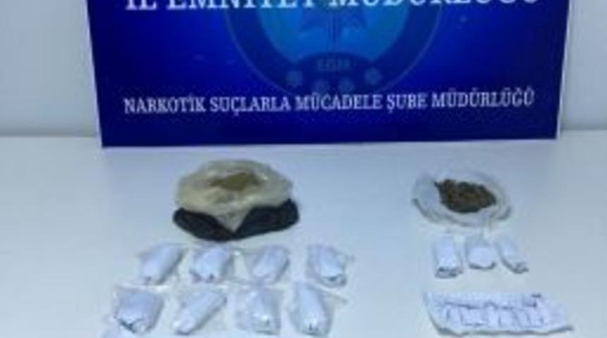 Sakarya&rsquo;da Uyuşturucu Operasyonunda 3 Tutuklama