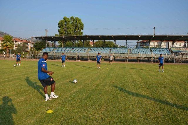 Ortaca Belediyespor Top Başı Yaptı