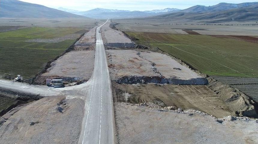 Korkuteli-elmalı Duble Yolundaki &Ccedil;alışmalar