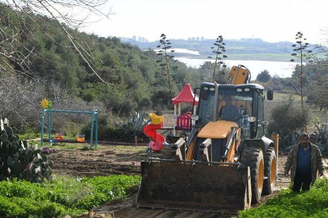 Çukurova’ya 4 Yılda 50 Park Yapıldı