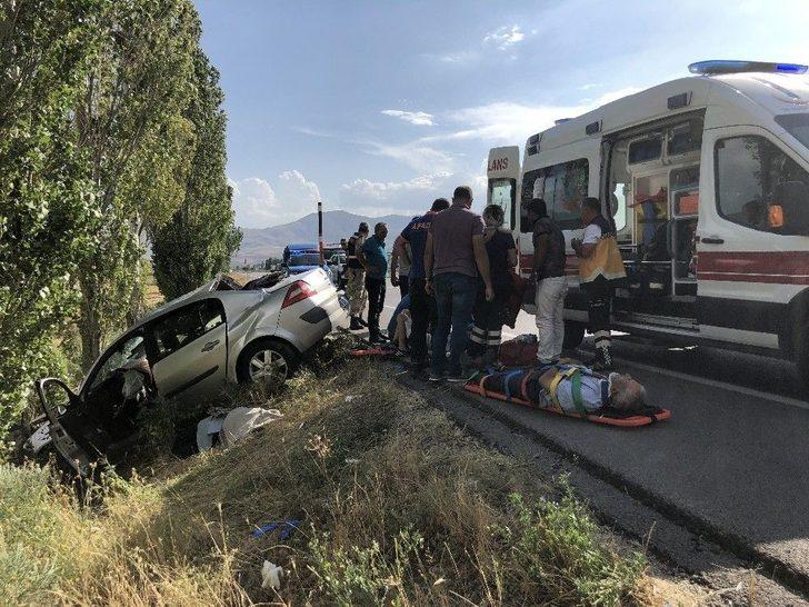 Trafik Kazası Sonrası Can Pazarı: 2 Ölü, 3 Yaralı G1