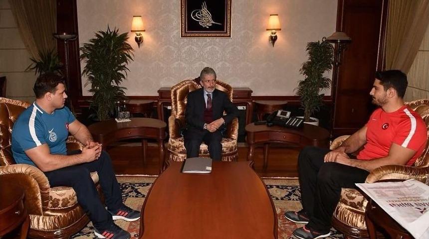 Rıza Ve Taha&rsquo;dan Mustafa Tuna&rsquo;ya Ziyaret