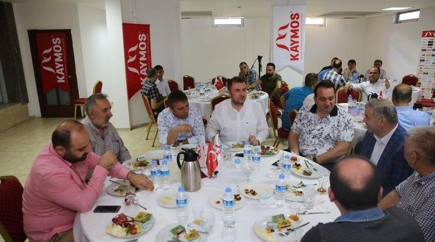 Başkan &Ccedil;elik, Mobilya Sanayicileri İle Bir Araya Geldi