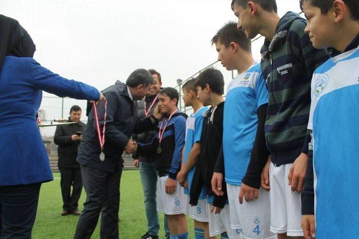 Kepsut Şampiyonu Vefalı Yurt Oldu G4