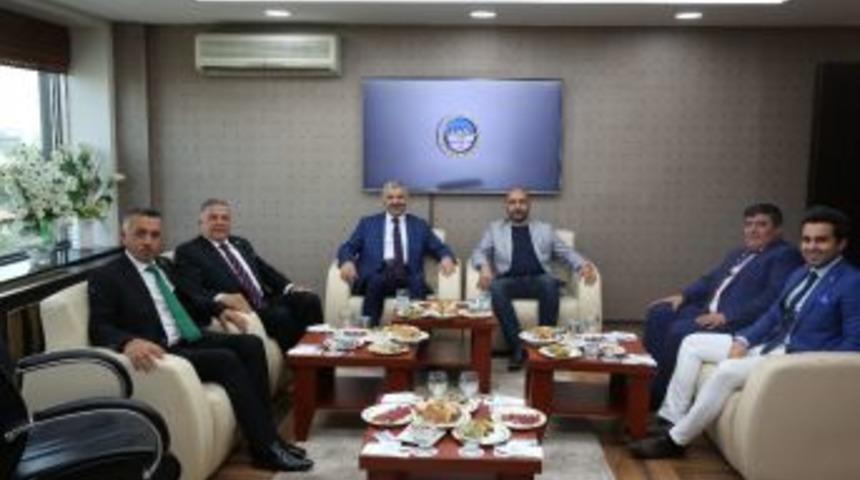 Başkan &Ccedil;elik Ticaret Borsasını Ziyaret Etti