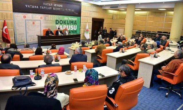 Dokuma’nın Temsili Tapusu, Fabrika Çalışanlarına Verildi