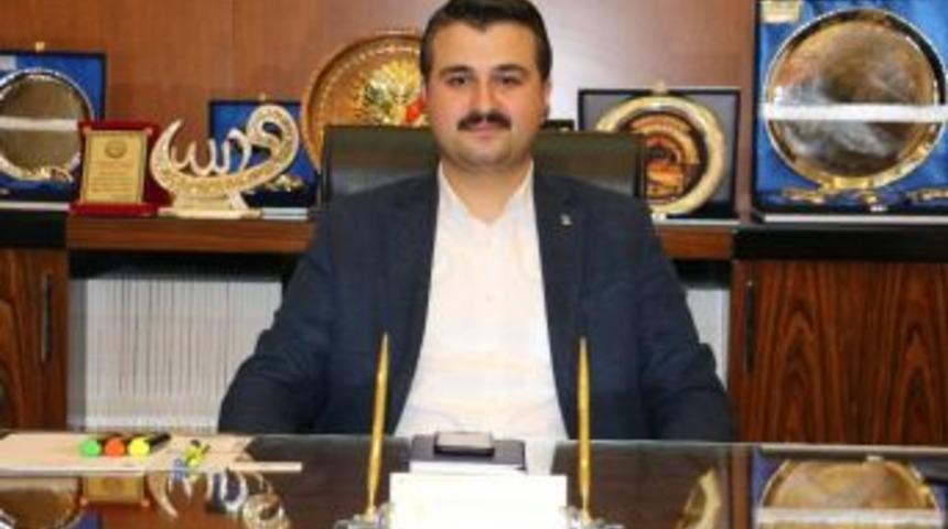 (&ouml;zel) T&uuml;rkiye&rsquo;nin En Gen&ccedil; İline En Gen&ccedil; İl Başkanı