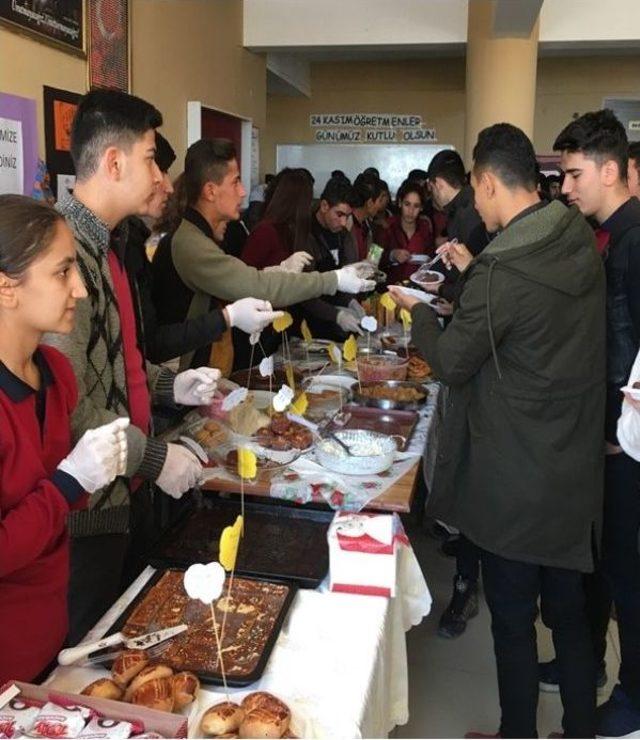 Silopi İlçesinde Engelli Öğrenciler Yararına Kermes Düzendi