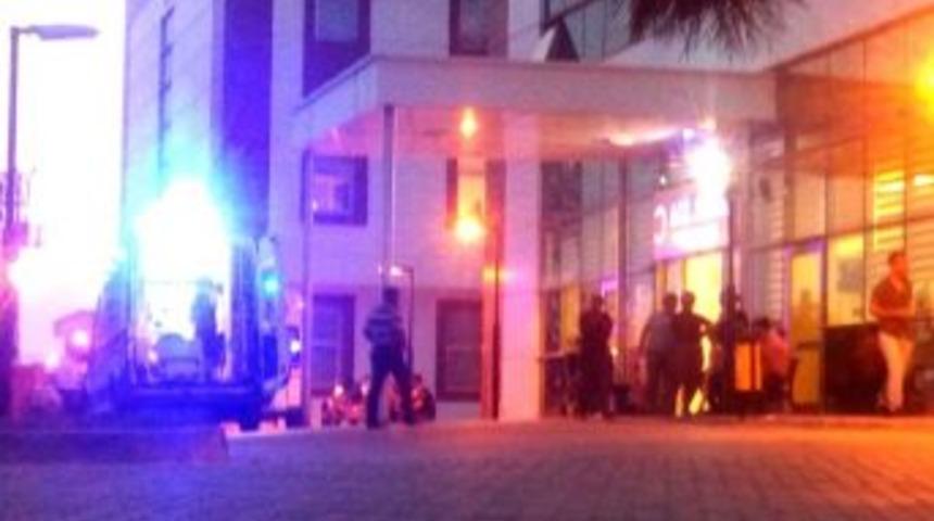 Elektrik Akımına Kapılan Gen&ccedil; &Ouml;ld&uuml;