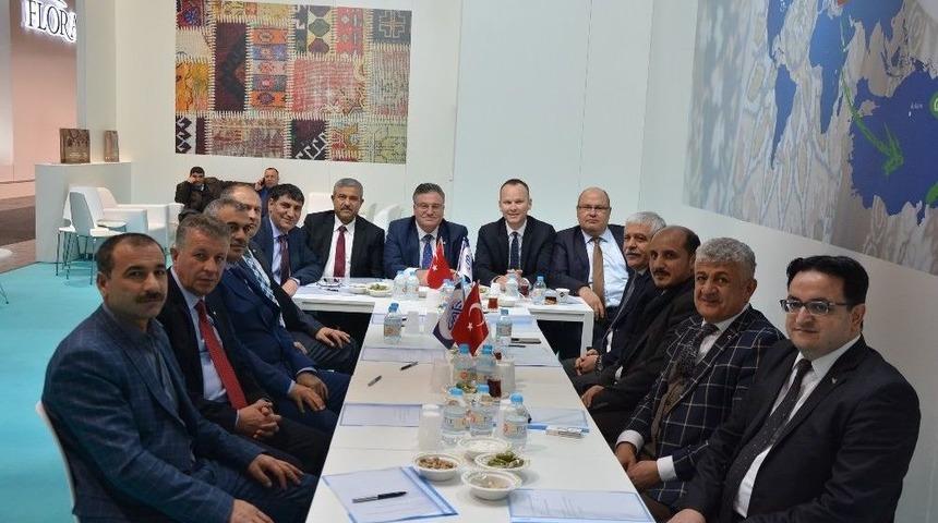 T&uuml;rk Halıcılar İhracatta Hedef B&uuml;y&uuml;tt&uuml;