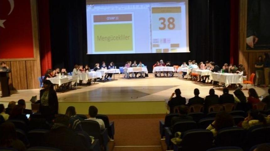 Biga&rsquo;da Ortaokullar Arası Bilgi Yarışması