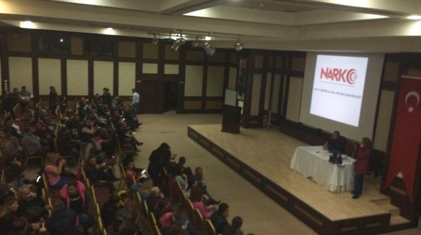 Antalya’da ‘narkorehber Eğitim Modülü’ Anlatıldı