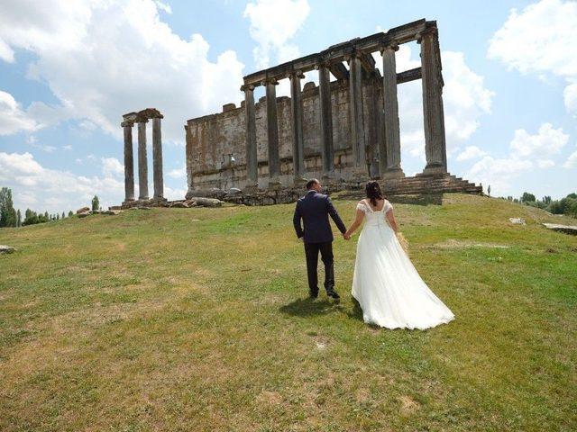 Aizonai Antik Kenti, Doğal Fotoğraf Stüdyosu Oldu