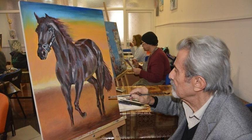 Yıl-mek&rsquo;li Ressamların Eserleri G&ouml;z Kamaştırıyor