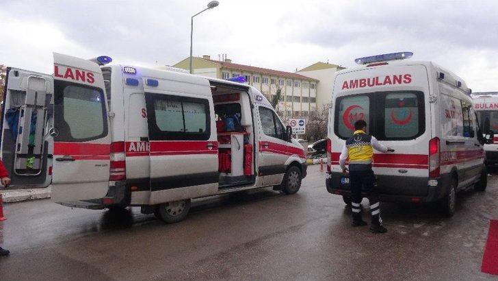 Aksaray’da İki Otomobil Çarpıştı: 1 Ölü, 6 Yaralı G2
