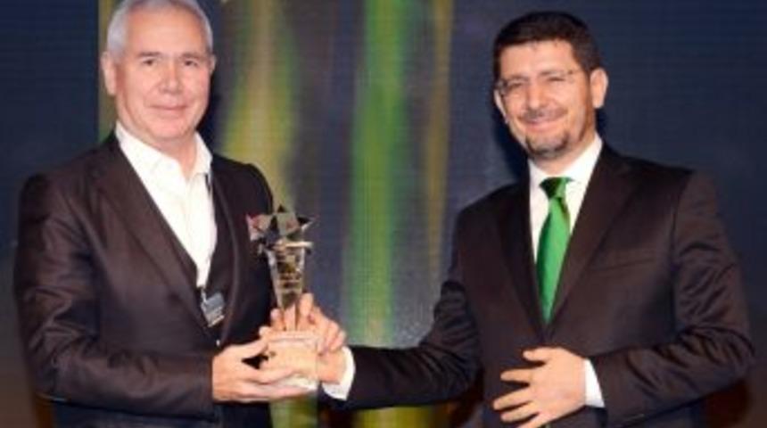 Aksa Akrilik Kurumsal Y&ouml;netim &Ouml;d&uuml;lleri&rsquo;nde &Uuml;st &Uuml;ste İkinci Kez 1&rsquo;inci Oldu