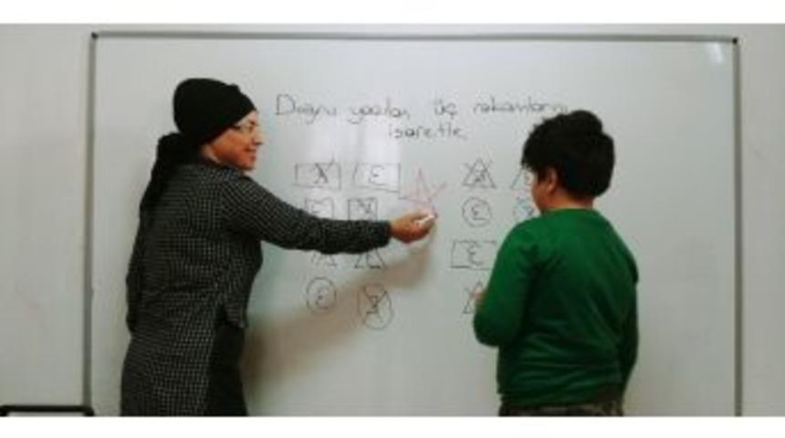 Velilere 'öğrenme güçlüğü' uyarısı