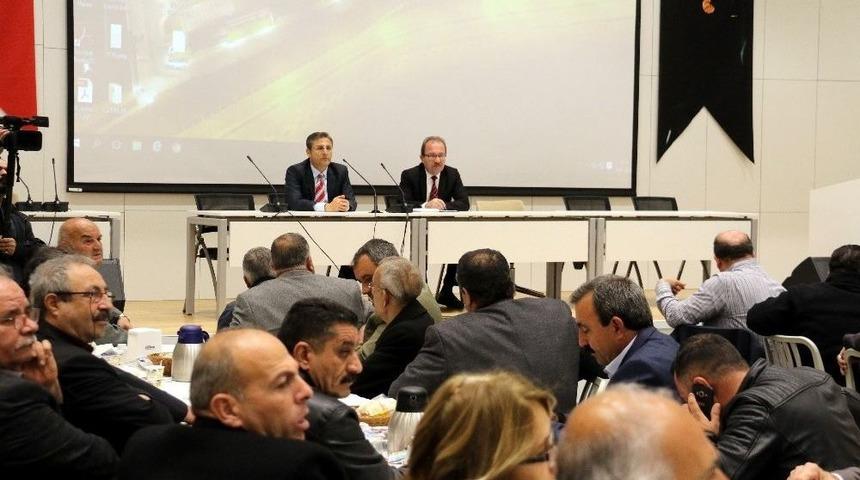 Pamuk, Muhtarlarla Bir Araya Geldi