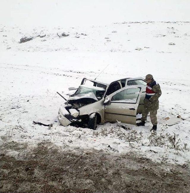 Tokat’ta Sağlık Ekipleri Nöbet Dönüşü Kaza Yaptı: 5 Yaralı