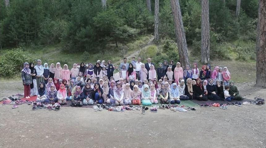 Kütahya Belediyesi’nden Yaz Kur’an Kursu Öğrencilerine Piknik