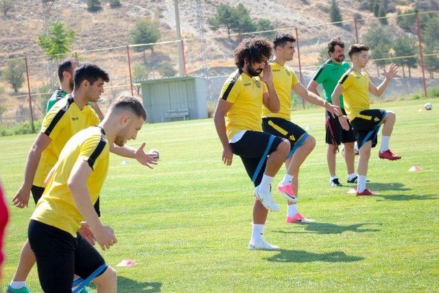 Yeni Malatyaspor, Yeni Sezona Eksik Kadroyla Hazırlanıyor