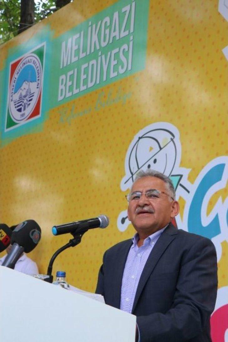 Melikgazi Belediyesi Yaz Okulları Öğrencileri Hünerlerini Sergiledi G5