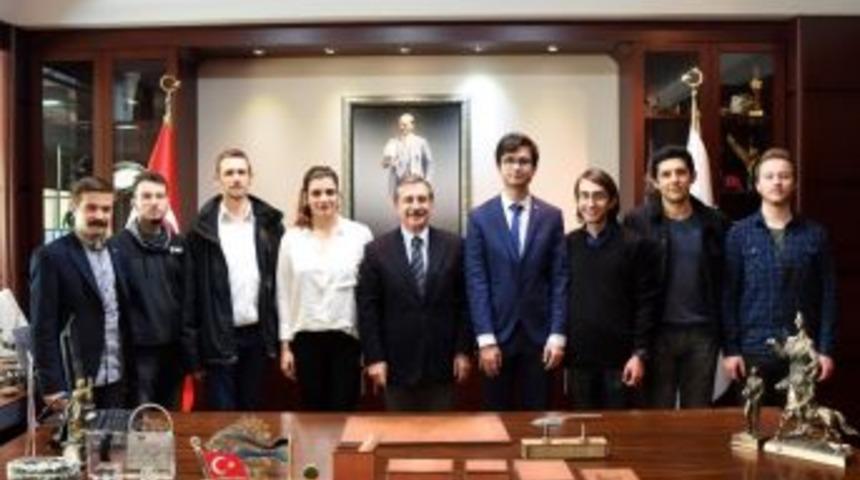 Chp Tepebaşı Gen&ccedil;lik Kolları&rsquo;ndan Başkan Ata&ccedil;&rsquo;a Ziyaret