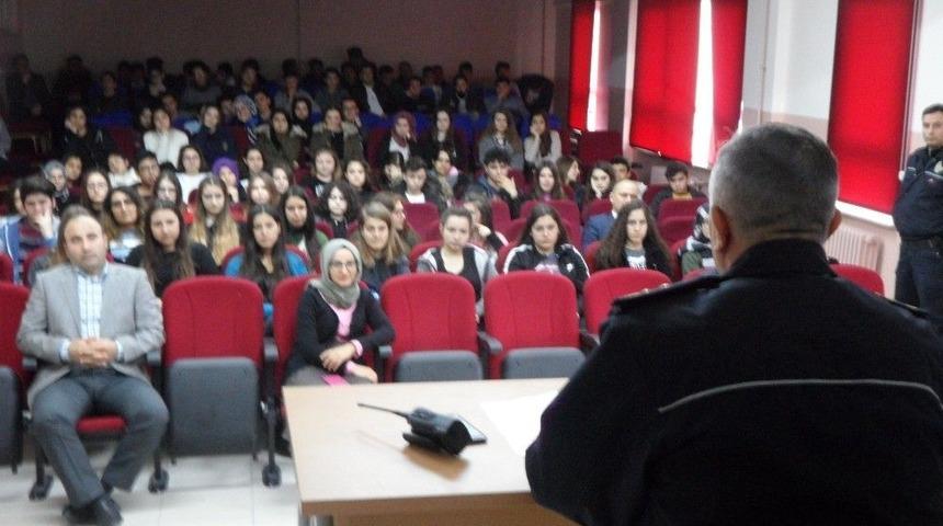 &Ouml;ğrencilere Polislik Mesleği Anlatıldı