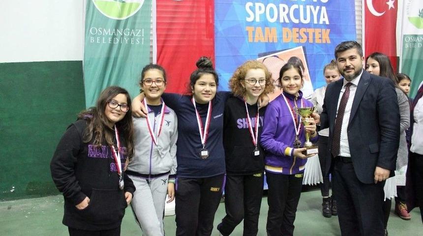 Osmangazi&rsquo;de Satran&ccedil; Heyecanı S&uuml;r&uuml;yor