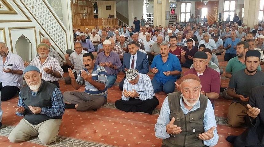 Develi’de Aşık Seyrani İçin Mevlidi Şerif Okundu