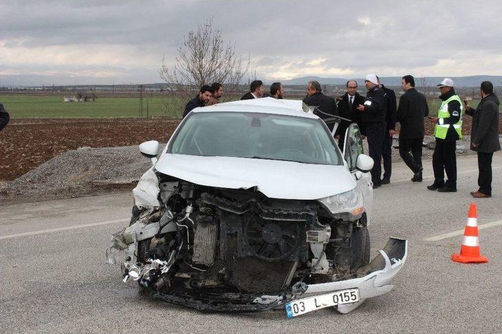 Sandıklı’da Askeri Kamyon Otomobile Arkadan Çarptı: 1 Ölü G3
