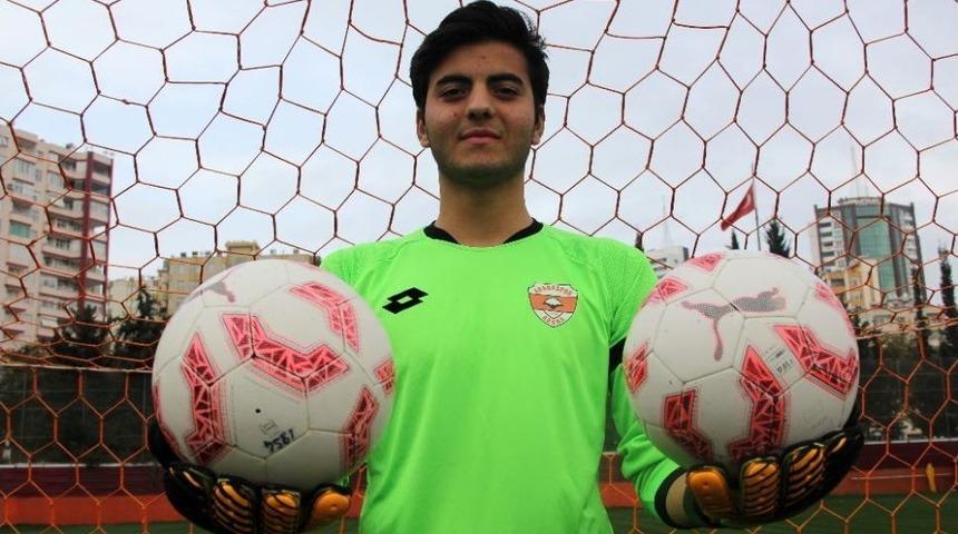 Gen&ccedil; Kaleci &Ouml;zer Enes Soylu Profesyonel Oldu