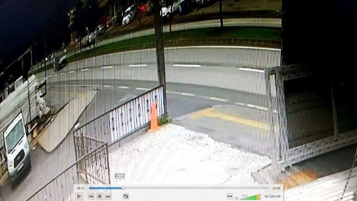 Pikap Bebek Arabasına Çarptı: 1 Yaşındaki Bebek Öldü, 4 Yaşındaki Çocuk Ağır Yaralı G3