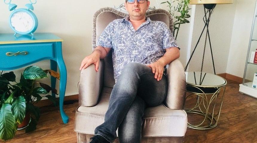 Türk Dizi Ve Sinema Oyuncularına Duyulan Hayranlık Sınırları Aştı